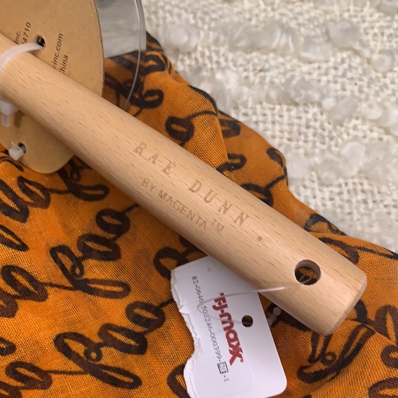 New Rae Dunn Halloween Spatula and Cookie Cutter - Picture 4 of 5